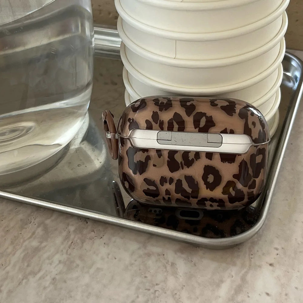 Fashion Luxury Leopard Black Love Heart Pendant For Airpods